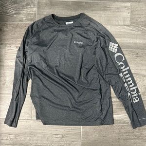 Columbia fishing shirt